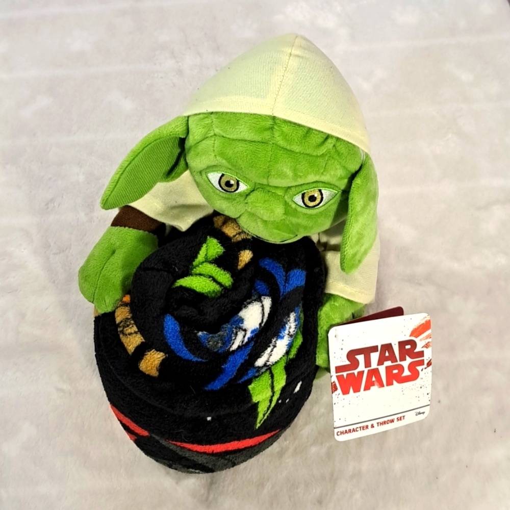 Star Wars Character & Throw Set